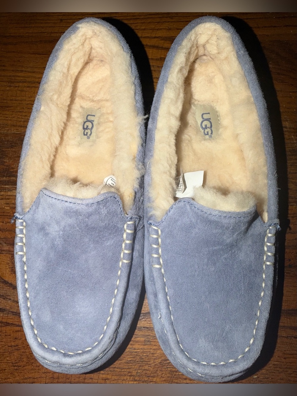UGG womens Ansley size 8 Light blue periwinkle Suede Shearling Moccasins nwot - Picture 2 of 7